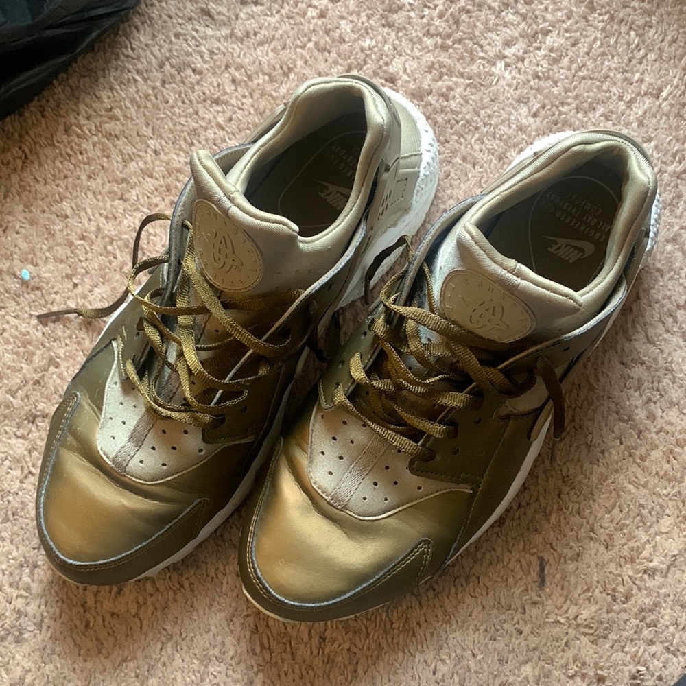 Nike Air Hurache